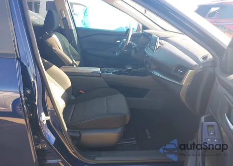 2024 Nissan Rogue Sv Intelligent Awd z USA, uszkodzony, nr VIN 5N1BT3BB0RC686533